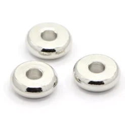 La Petite épicerie Kralendoosje Met 20 Heishi Kralen - 6 Mm - Zilver -Janod Winkel 178079 la petite picerie kralendoosje met 20 heishi kralen 6 mm zilver ilovespeelgoed1