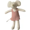 Egmont Toys Knuffelmuis Celeste Met Rammelaar - 25 Cm -Janod Winkel egmont toys knuffel celeste 25 cm