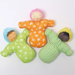 Grimm's Poppenhuispopje Baby Mia - 7 Cm -Janod Winkel grimm s poppenhuispopje baby mia 1 1