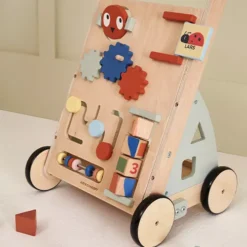 Kids Concept Activiteitentrolley Edvin -Janod Winkel kids concept activiteitentrolley edvin 5