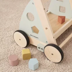 Kids Concept Activiteitentrolley Edvin -Janod Winkel kids concept activiteitentrolley edvin 7