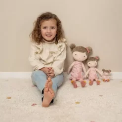 Little Dutch Lappenpop Rosa - Lichtroze - 35 Cm 8 Little Dutch Lappenpop Rosa - Lichtroze - 35 Cm -Janod Winkel little dutch lappenpop rosa lichtroze 35 cm2