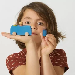 Lubulona Bus Met Poppetjes - Blauw -Janod Winkel lubulona bus met poppetjes blauw 1