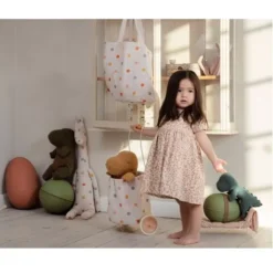 Maileg Knuffeldino In Ei Medium - Forrest Green - 37 Cm -Janod Winkel maileg knuffeldino in ei medium forrest green3