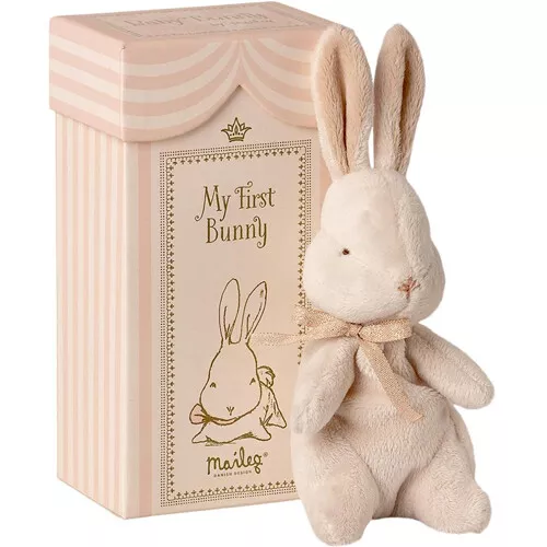 Maileg Knuffelkonijn My First Bunny - Dusty Rose - 18 Cm 3 Maileg Knuffelkonijn My First Bunny - Dusty Rose - 18 Cm