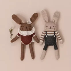 Main Sauvage Knuffelkonijn Sienna Bodysuit - 22 Cm -Janod Winkel main sauvage knuffelkonijn sienna bodysuit 22 cm 1