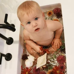 Oli & Carol Bijt- & Badspeelgoed Bootje - Wit -Janod Winkel oli carol bijt badspeelgoed bootje wit 11