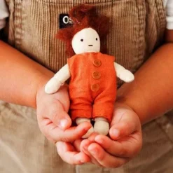 Olli Ella Holdie Folk Poppenhuispop 11 Cm - Glen -Janod Winkel olli ella glen2