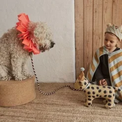 Oyoy Knuffelluipaard Elvis - 27 Cm -Janod Winkel oyoy knuffelluipaard 27 cm 3 1