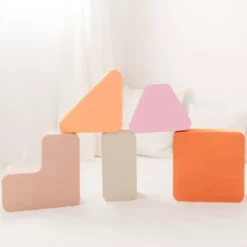Moes Play Stapsteen En Bouwblok Triangle - Salmon Pink -Janod Winkel play blocks earth1 1 1