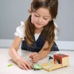 Tender Leaf Toys Poppenhuisdieren - Schildpad - 8-delig -Janod Winkel schildpad huisdieren3