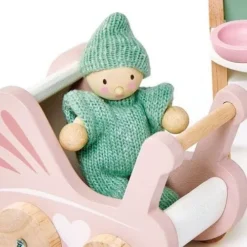 Tender Leaf Toys Poppenhuis Babykamer 5 Tender Leaf Toys Poppenhuis Babykamer -Janod Winkel tender leaf toys poppenhuis peuterset ilovespeelgoed.nl
